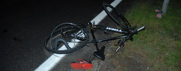 image of a night time cycling crash